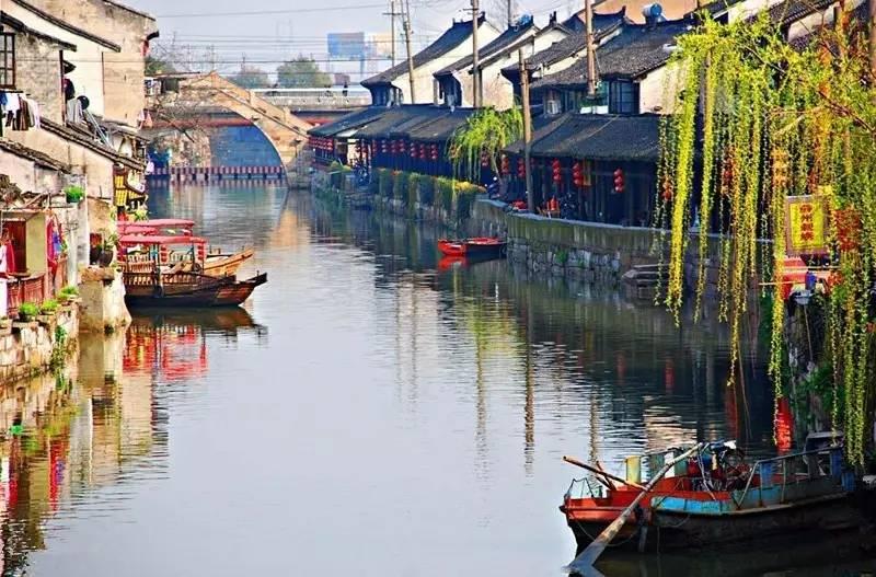 故 乡 ，别 来 无 恙